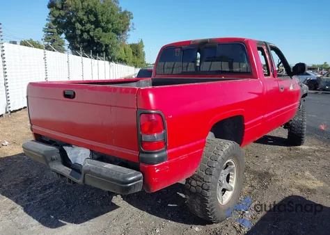 2001 Dodge Ram 1500 St from USA, damaged, VIN 3B7HF13Z71G178907